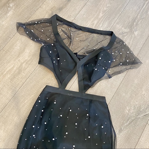 Pearl and Jewel Embellished Maxi Dress - Picture 5 of 6